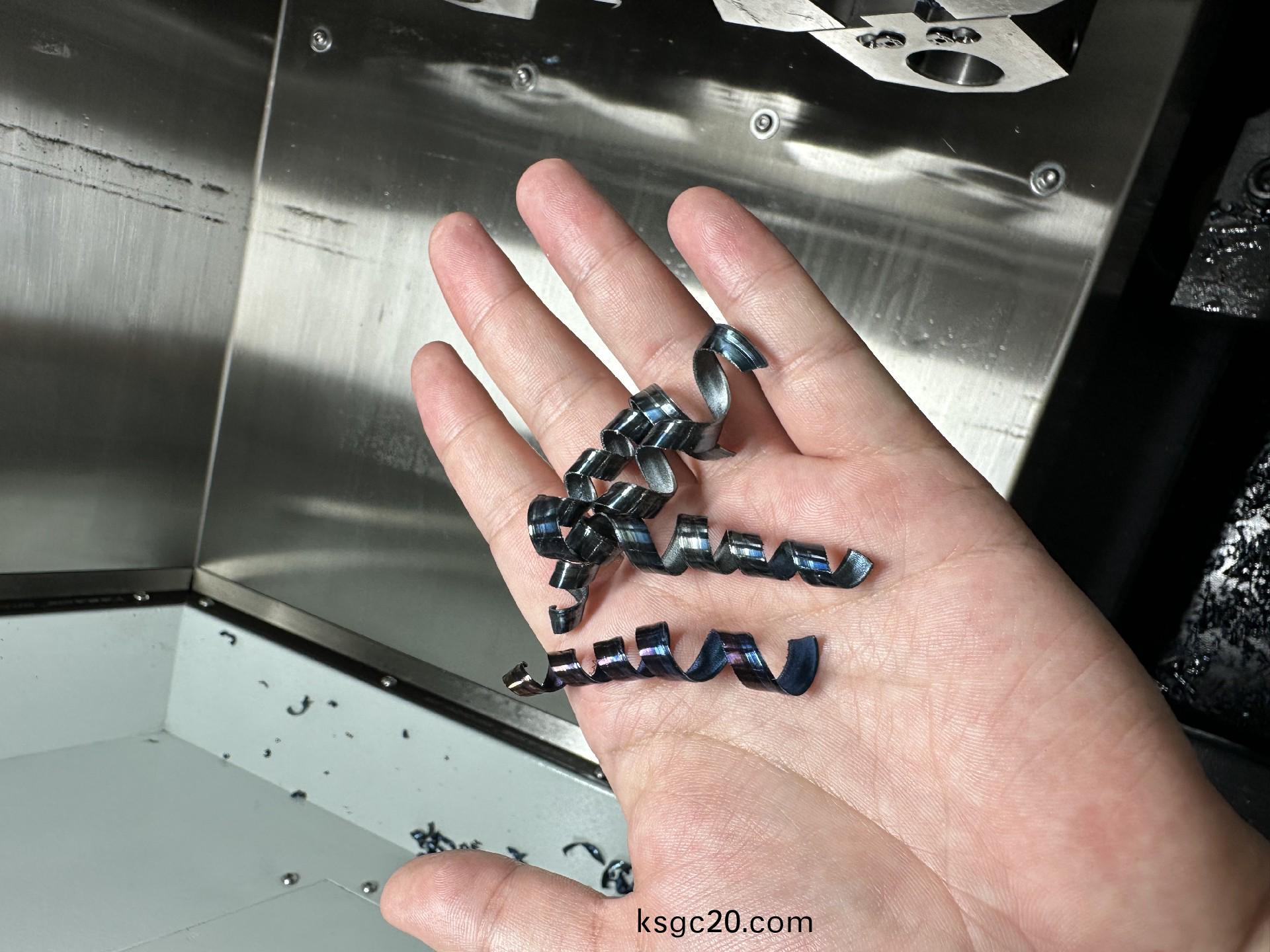 刀墖數控車牀（可加工400長）